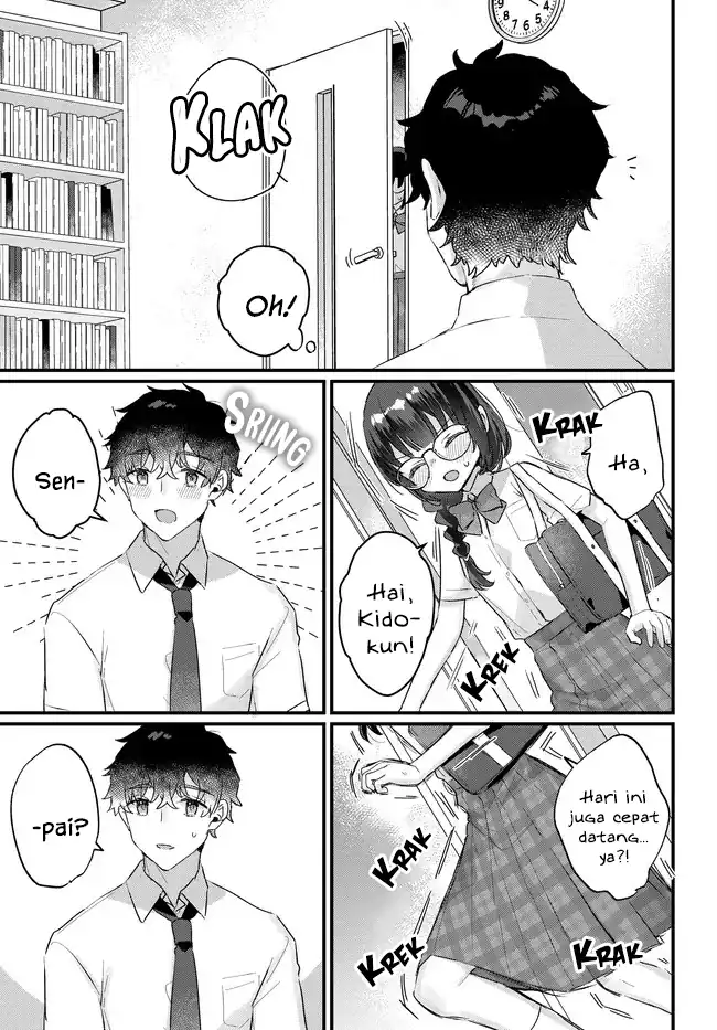 Chiisakute Kawaii Bungeibu no Chiteki na Senpai o, Hiza no Ue ni Nosetara Mainichi Suwattekuru you ni natta Chapter 2.1 Gambar 5