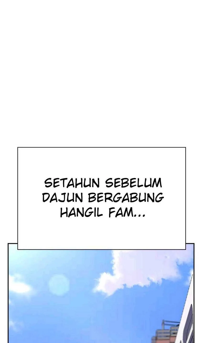 Manhwa Everyone Loves Her Chapter 66.1 gambar 2
