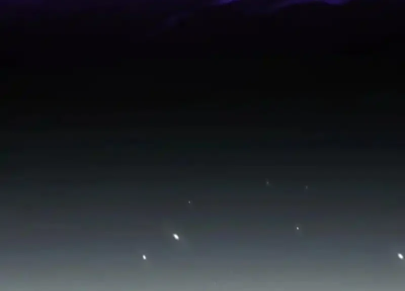 Invincible After Shocking My Empress Wife Chapter 106 Gambar 46