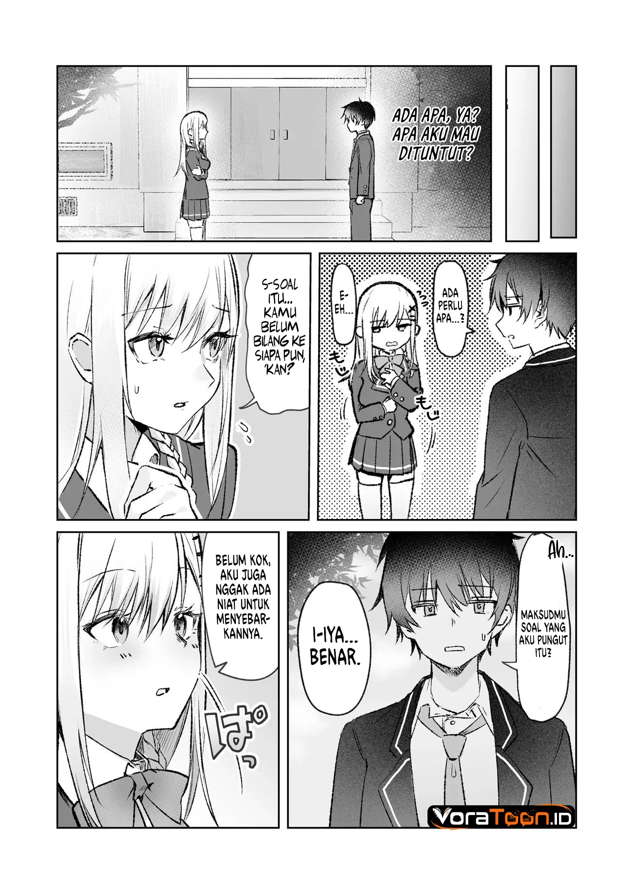 Tonari no Seki no Seijo-sama wa Ore ni Kossori Skirt no Naka wo Oshiete Kureru Chapter 1 Gambar 12